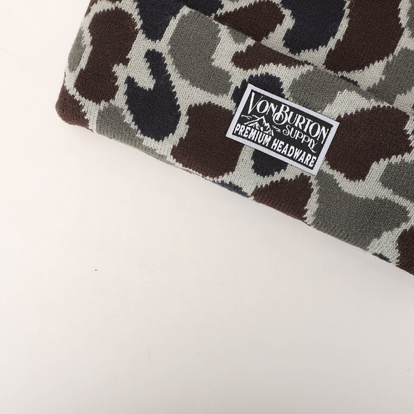 Duck Camo Beanie Scrub Oak Beanie Von Burton Supply
