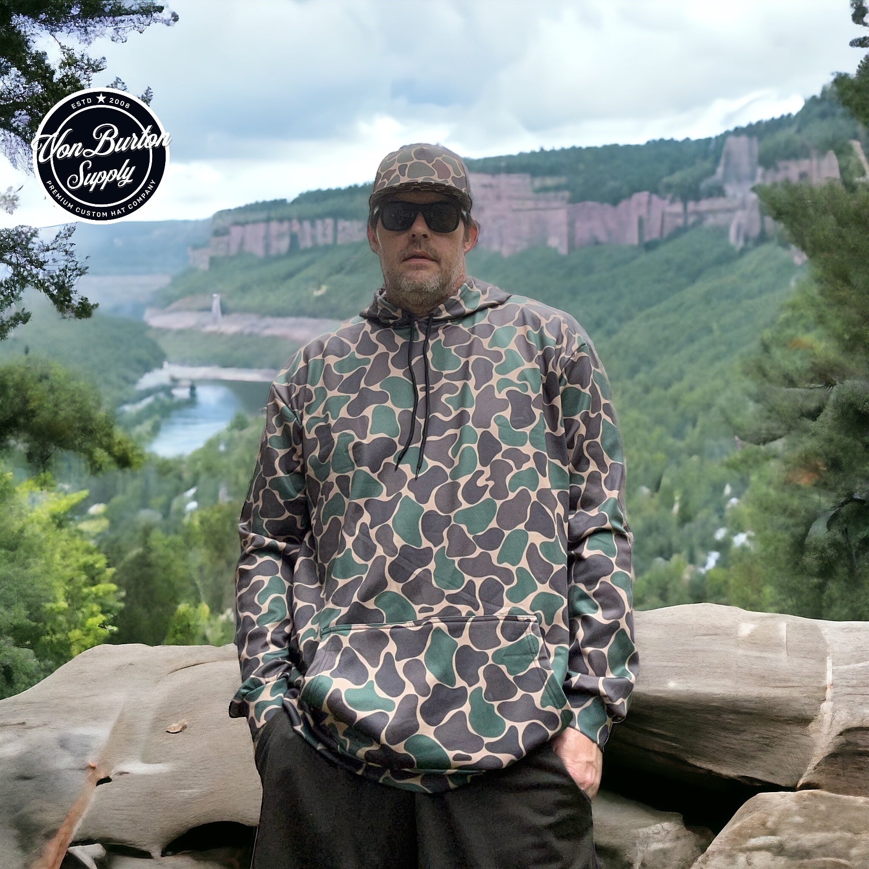 Vintage Duck Camo Hoodie Rocky Creeper  Von Burton Supply M