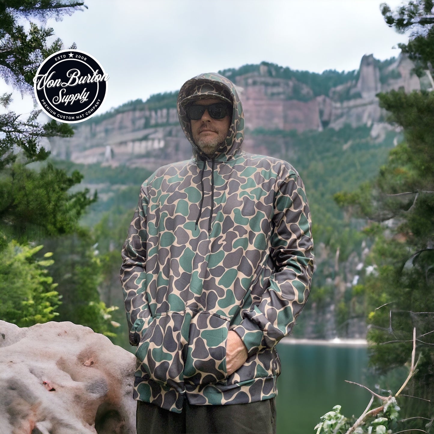 Vintage Duck Camo Hoodie Rocky Creeper  Von Burton Supply